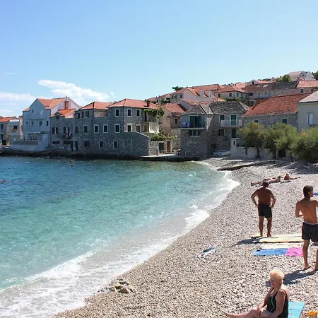 Appartement With A Parking Space Postira, Brac - 5617 Postira