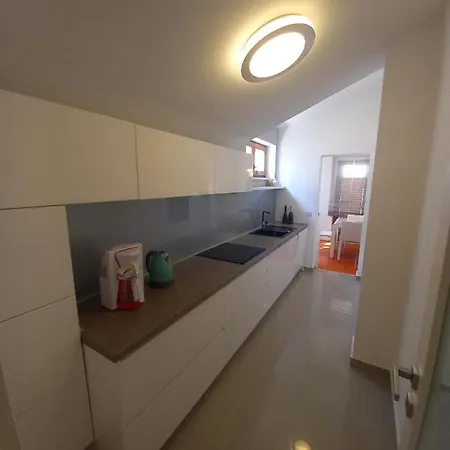 Apartment With A Parking Space Postira, Brac - 5617 Postira